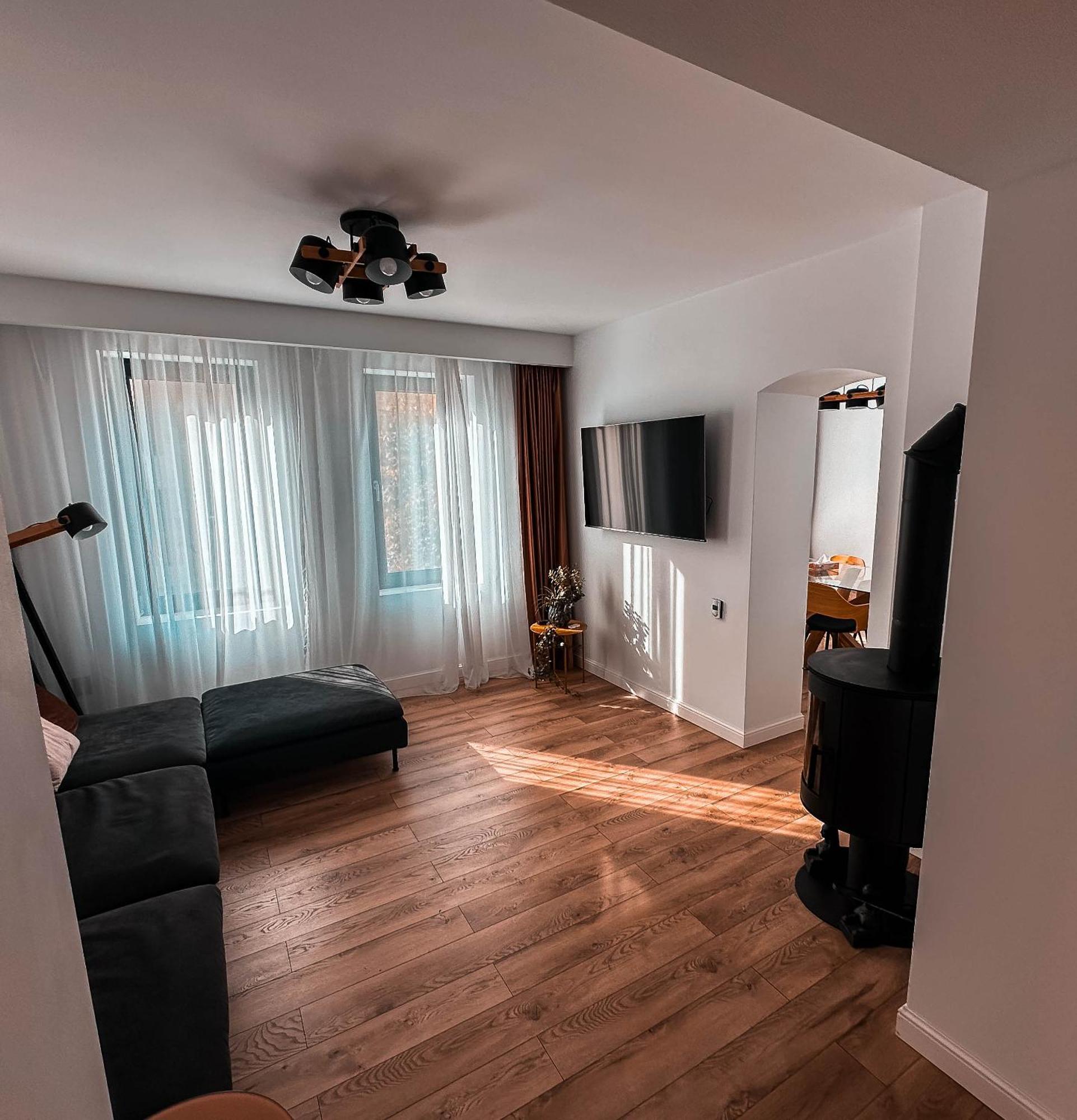 Divine Moments Apartment@calbucet Slope * Predeal